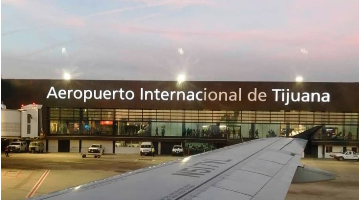 Almacenes · Aeropuerto de Tijuana — Tijuana, Baja California
